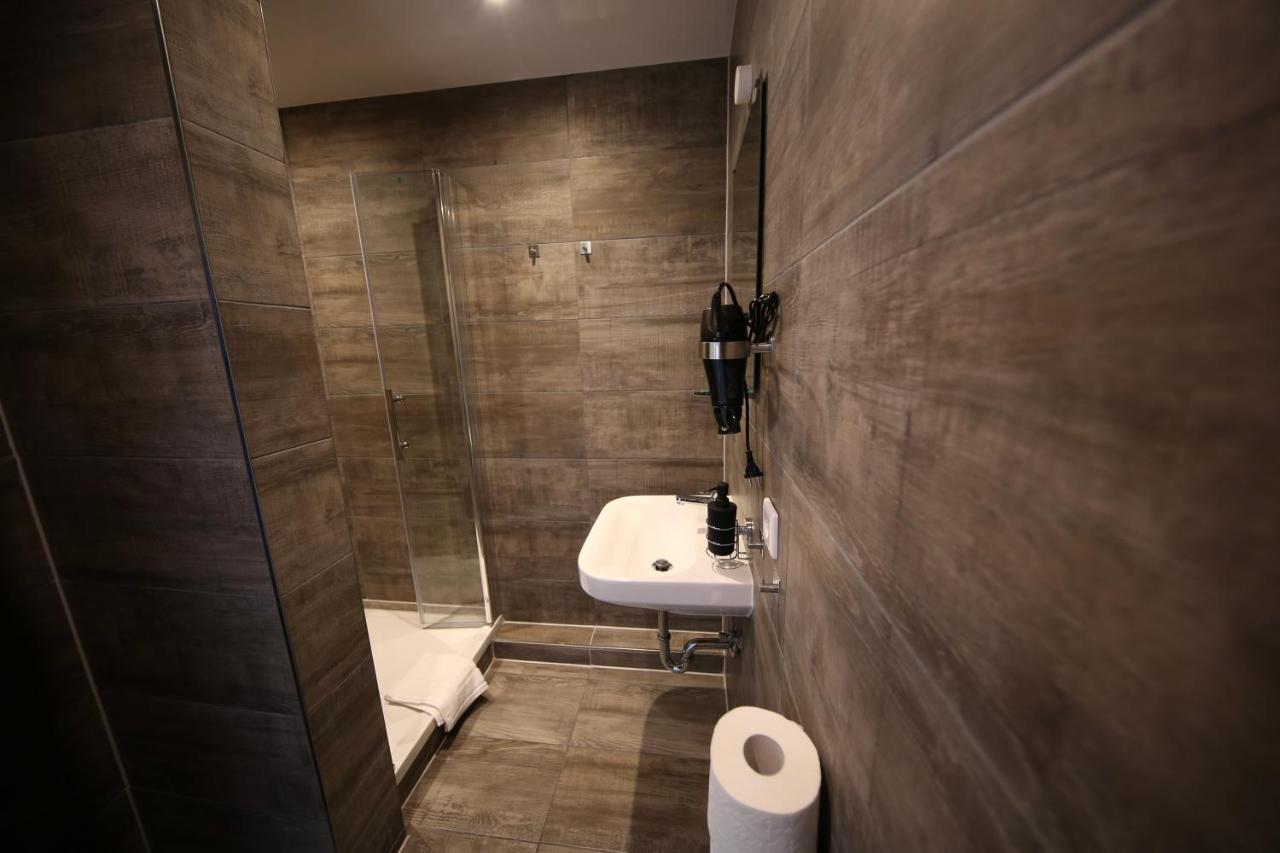 LUXOMES - Aparthotel Zentrum Neurenberg Buitenkant foto