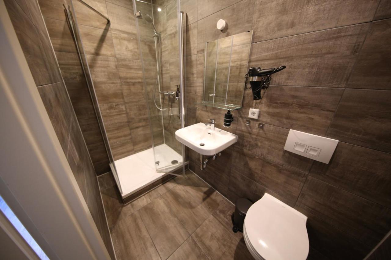 LUXOMES - Aparthotel Zentrum Neurenberg Buitenkant foto