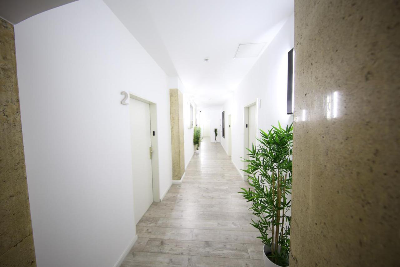 LUXOMES - Aparthotel Zentrum Neurenberg Buitenkant foto